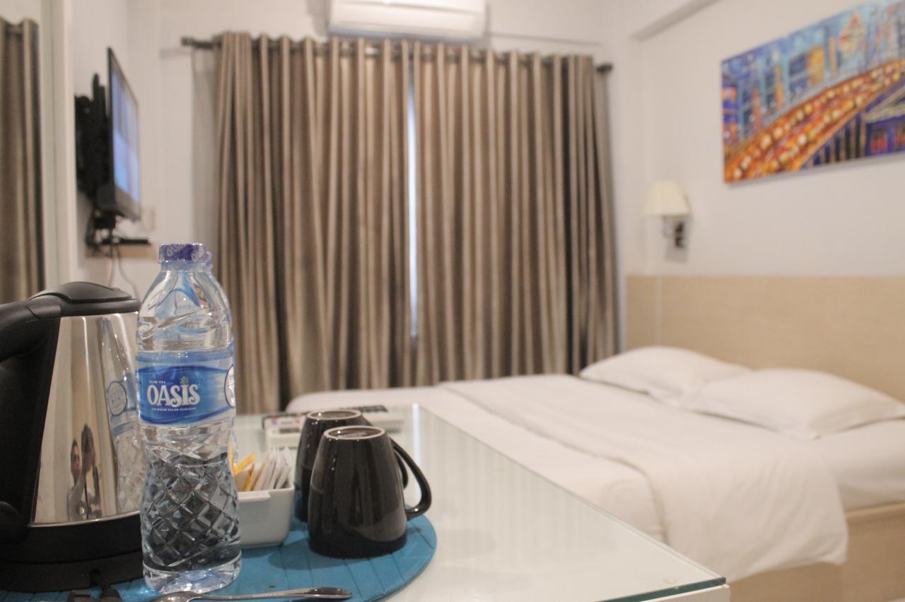 Myrooms Bekasi Exterior photo