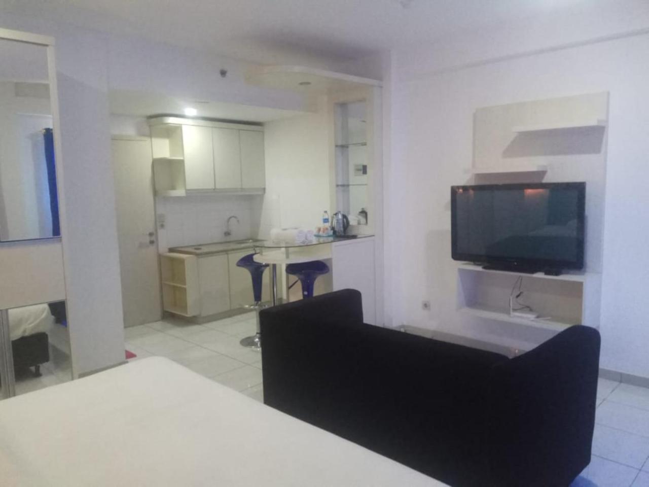 Myrooms Bekasi Exterior photo